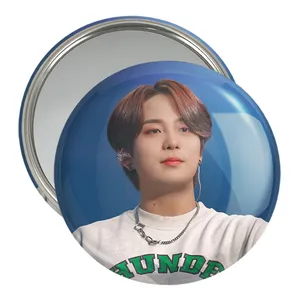 آینه جیبی خندالو مدل جونگهو گروه ایتیز ATEEZ  کد 21292