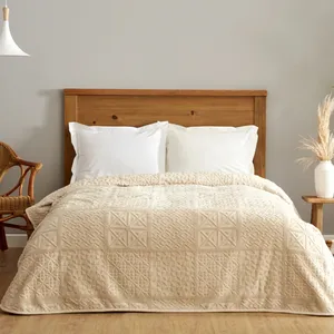 پتو یک نفره کاراجا هوم مدل Blair Bej Embos Battaniye T.K سایز 220x160 سانتی‌متر