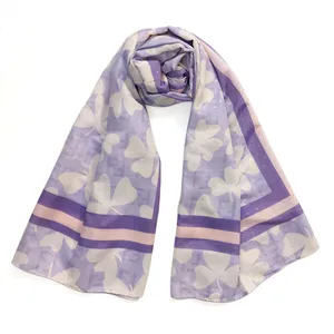 شال زنانه مدل گل دار