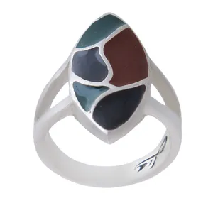 انگشتر نقره زنانه بازرگانی میلادی مدل کوارتز کد AW_462