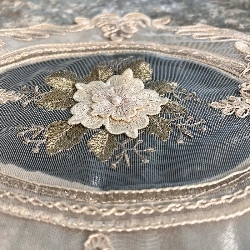 رومیزی صفاهوم مدل مخمل گل برجسته گرد