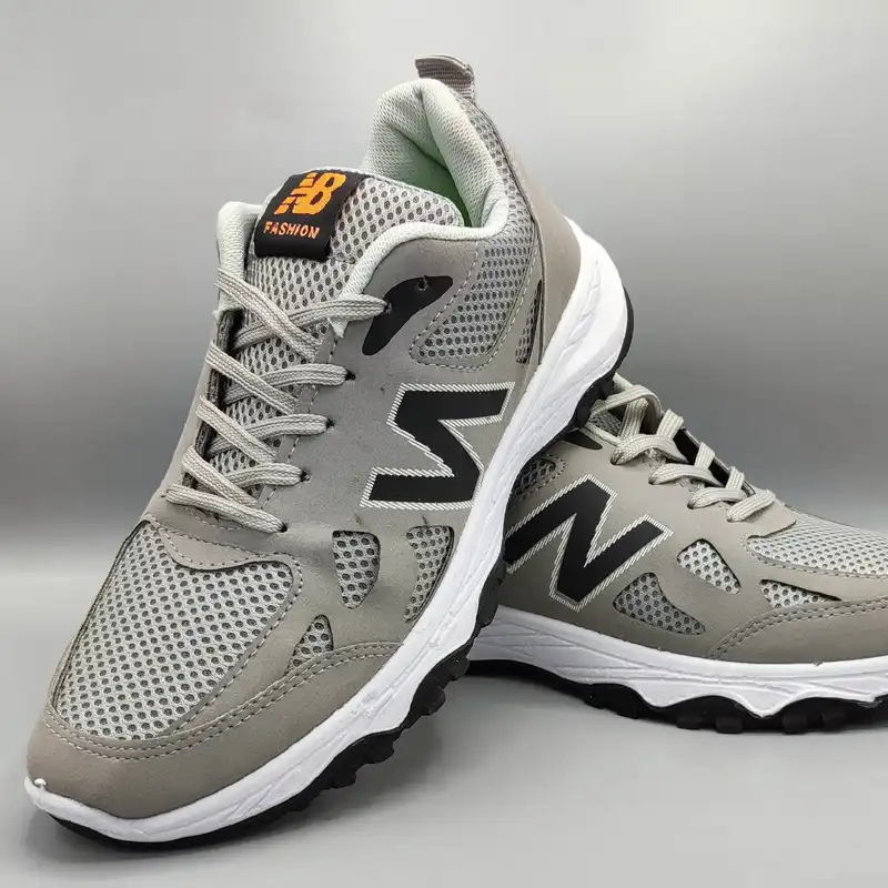 کفش پیاده روی مردانه مدل N رنگ طوسی