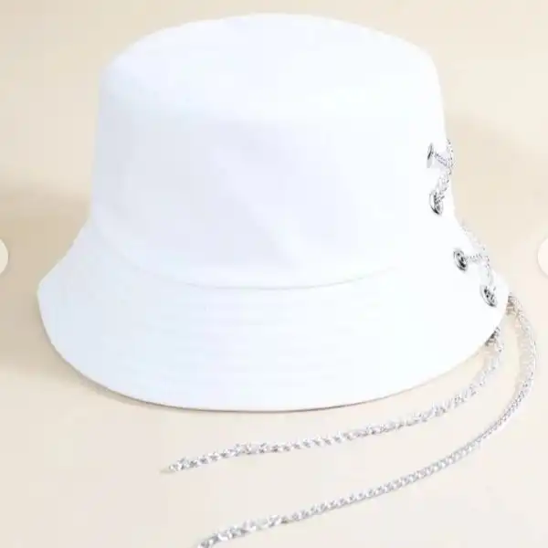 کلاه باکت مدل زنجیردار
