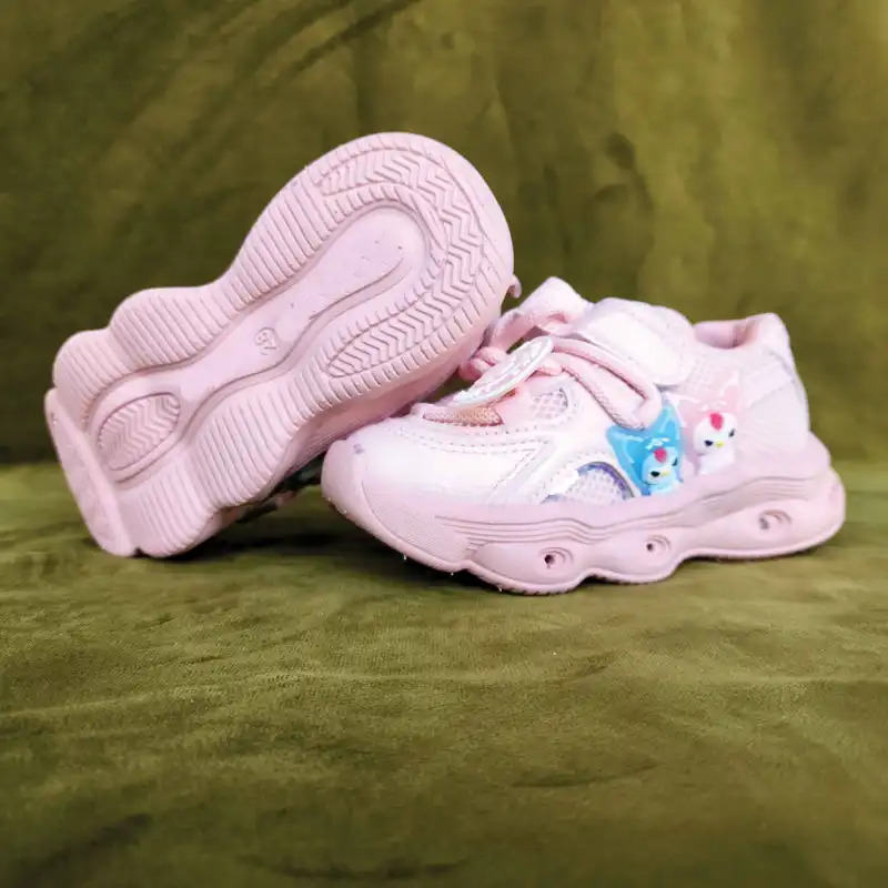 کفش مخصوص پیاده روی مدل KakaQ-KuroQ-PiQ-121010