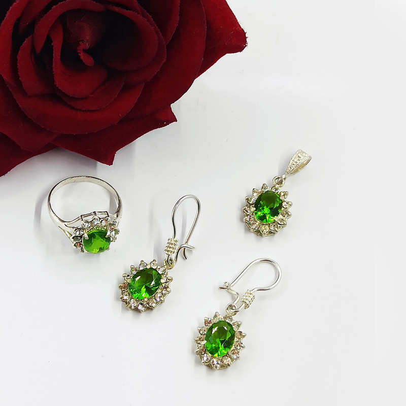 نیم ست نقره زنانه سلین کالا مدل زبرجد ce-k92 نیم ست نقره زنانه سلین کالا مدل زبرجد ce-k92