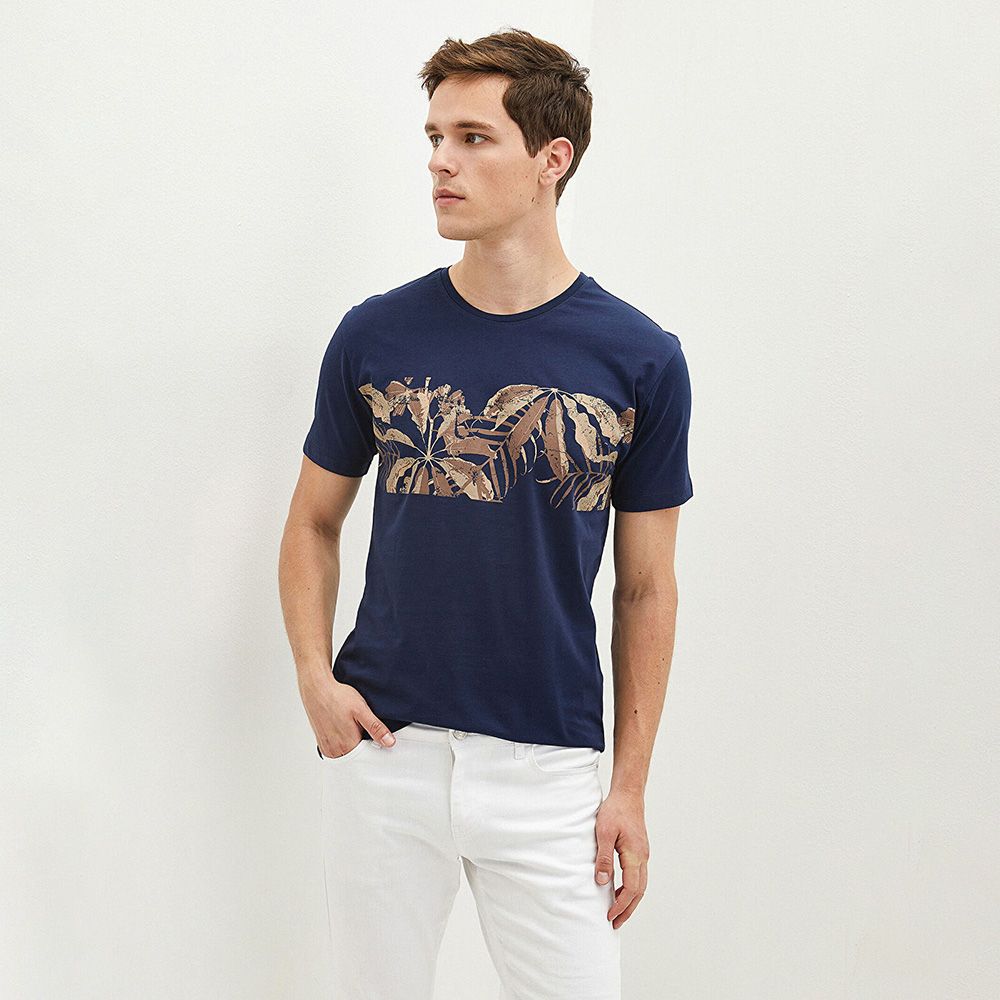 تی شرت آستین کوتاه مردانه ال سی وایکیکی مدل LCW40 -  - 2