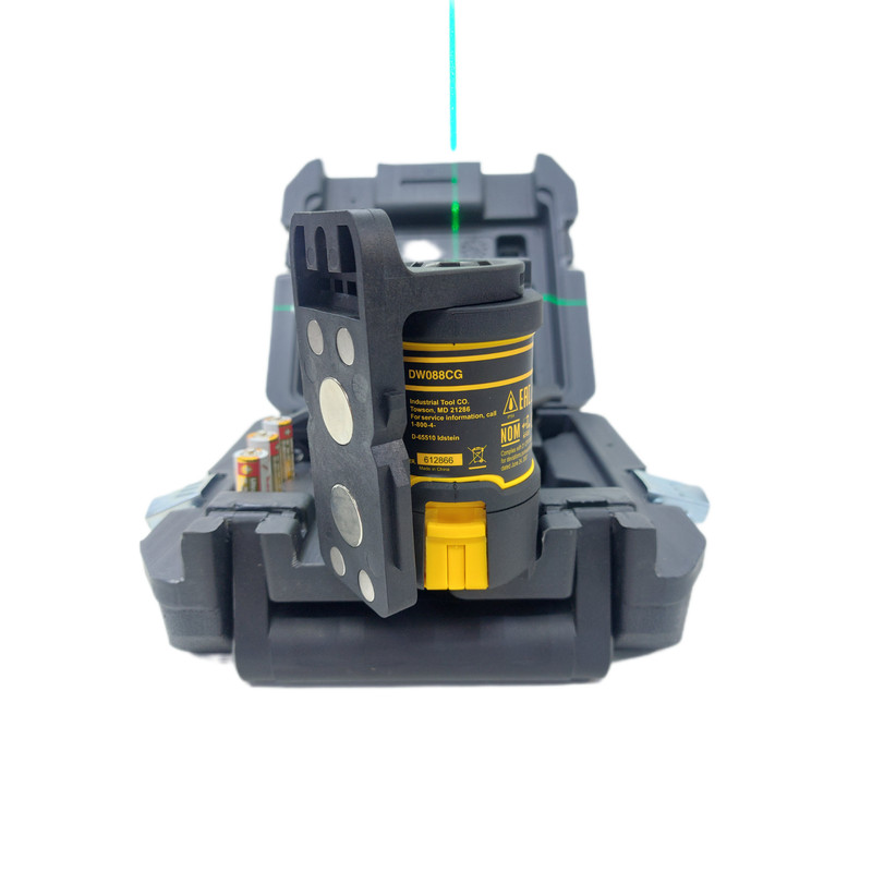 تراز لیزری مدل DW088CG6