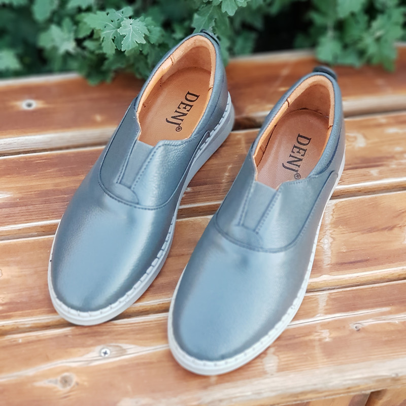 کفش طبی زنانه مدل چرم طبیعی کد 00149
رنگ طوسی