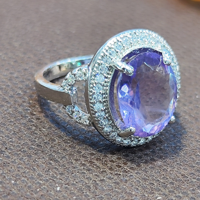 انگشتر نقره زنانه مدل سنگ آمیتیست کد P412 انگشتر نقره زنانه مدل سنگ آمیتیست کد P412