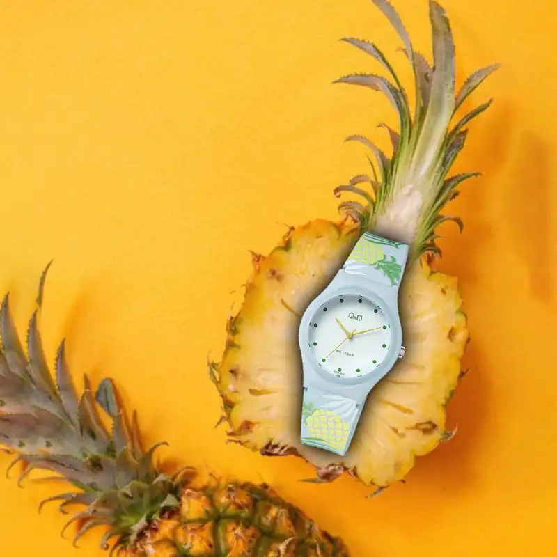 ساعت مچی عقربه ای کیو اند کیو مدل vq86j068y