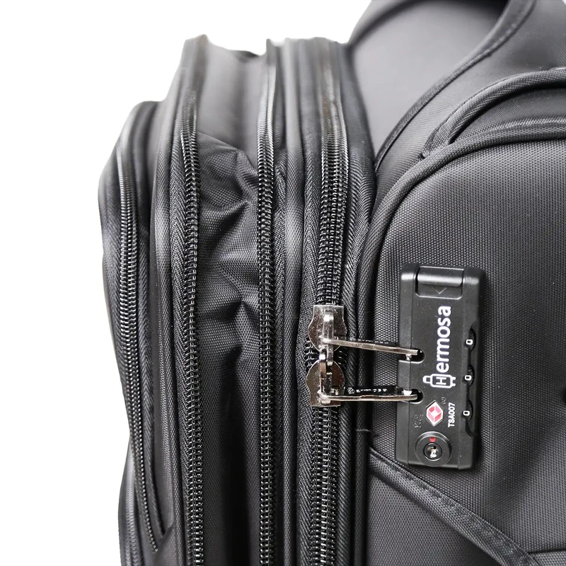 عکس شماره 12 : چمدان هرموسا مدل برزنتی سایز کوچک ارتفاع 55 سانتی متر