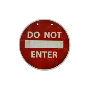 دیوارکوب طرح Do Not Enter