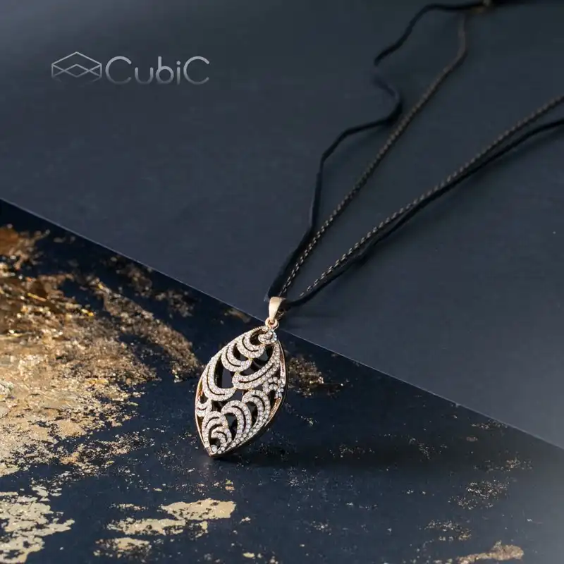 گردنبند زنانه کوبیک مدل QN-231068