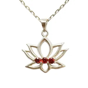 گردنبند نقره زنانه جواهری تفرشی طرح لوتوس مدل GB100