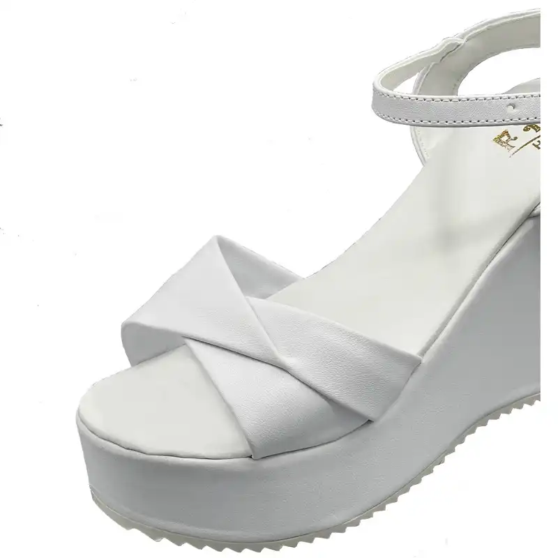 صندل زنانه مدل چرم مصنوعی