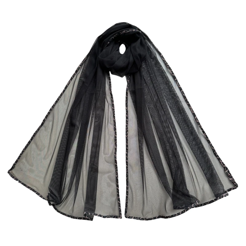 شال زنانه مدل توری ساده دور نوار پلنگی دوزی