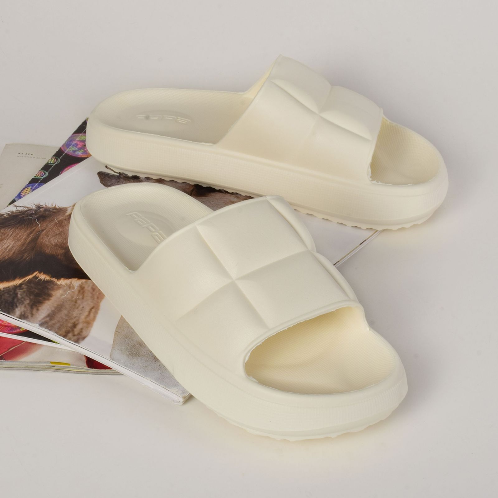 دمپایی زنانه پاپا مدل NCF.3381 - - 9