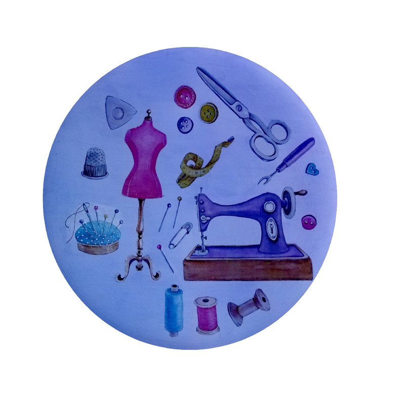 بشقاب دیوارکوب سفالی طرح وسایل خیاطی