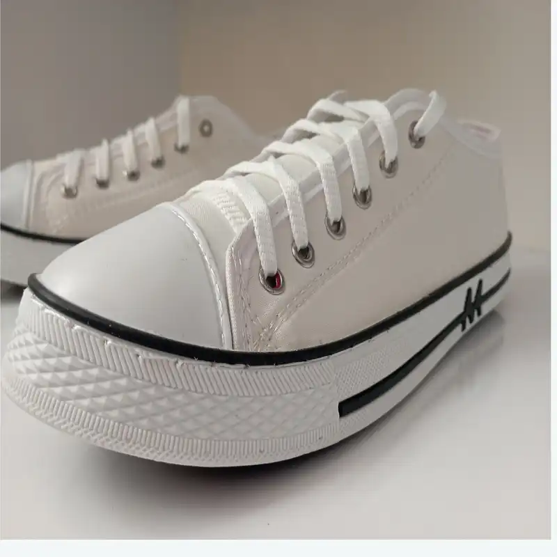 کفش پیاده روی زنانه مدل آلستار کد 05 -01 رنگ سفید