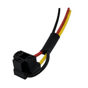 سوکت سه فیش پشت چراغ جلو خودرو آریکو مدل 10182 مناسب برای پژو 206