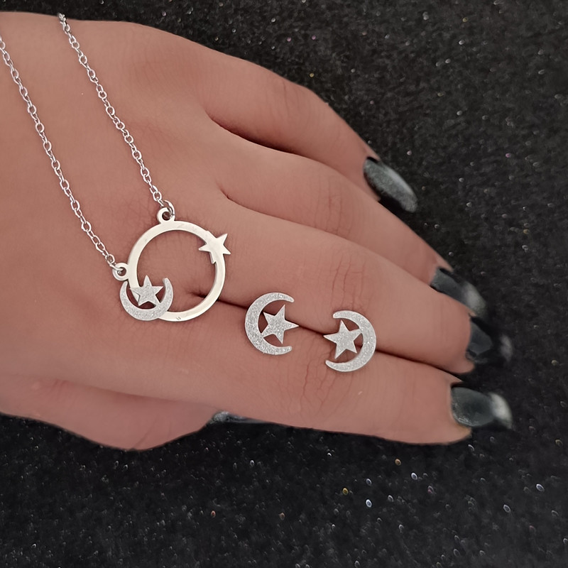 نیم ست زنانه طرح ماه و ستاره کد RKH_1743 نیم ست زنانه طرح ماه و ستاره کد RKH_1743