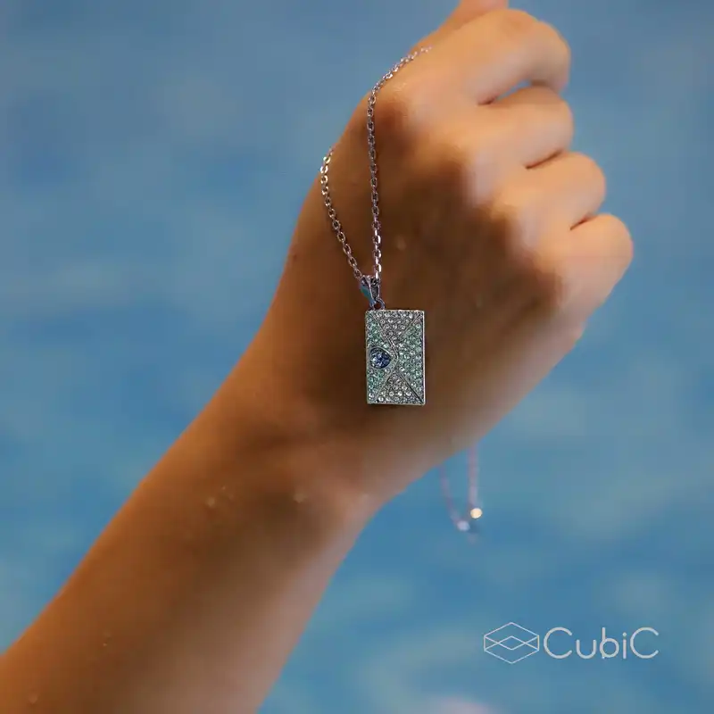 گردنبند زنانه کوبیک مدل QN-70797