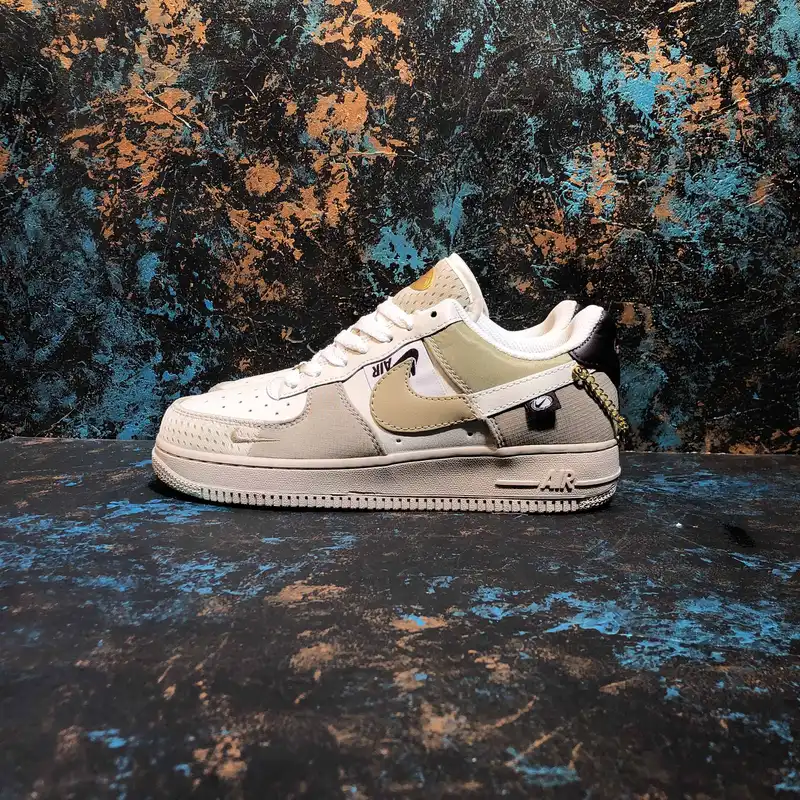 کفش پیاده روی مدل  AIR FORCE 1 KERBRW-100063001