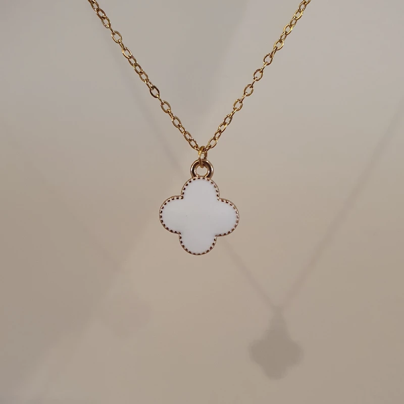 عکس شماره 9 : گردنبند زنانه مدل ونکلیف