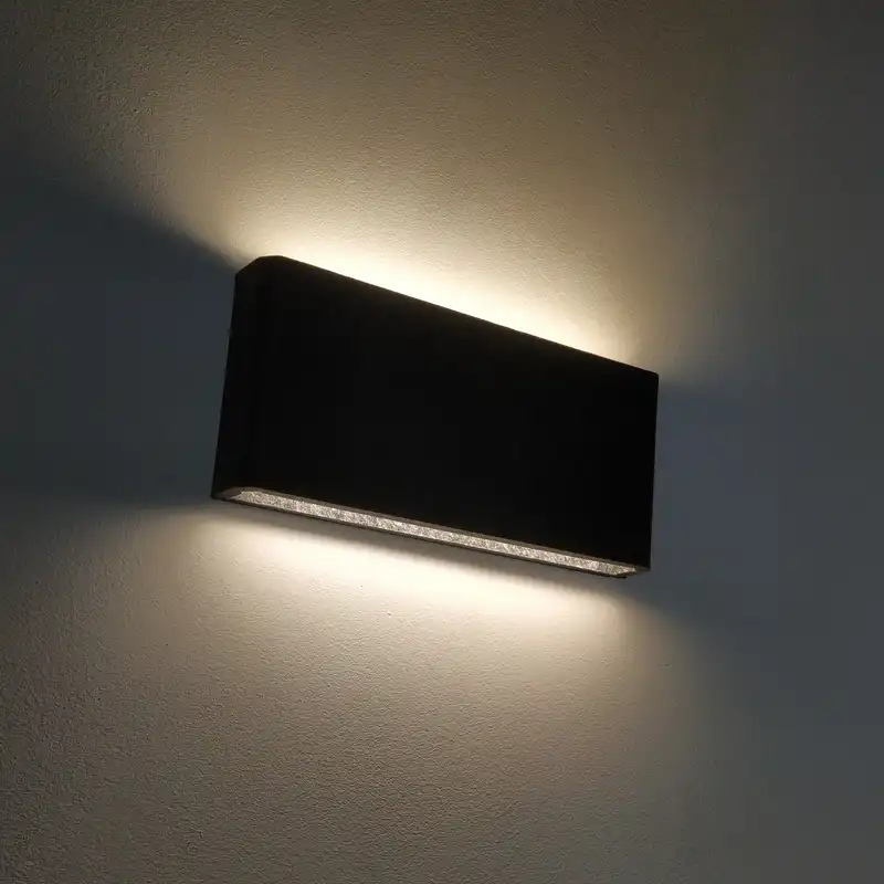چراغ دیواری مدل rosha flat
