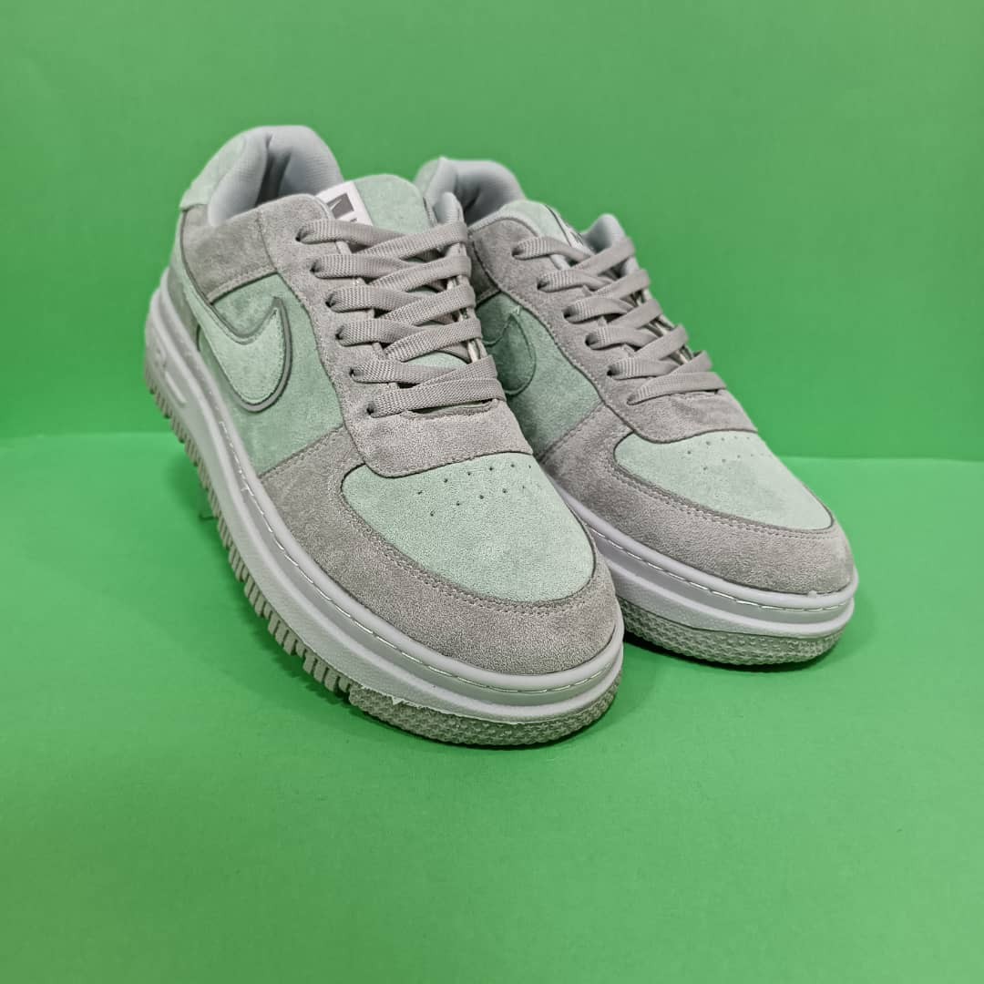 کفش پیاده روی مردانه مدل Air Force 7 کد 19994701547032