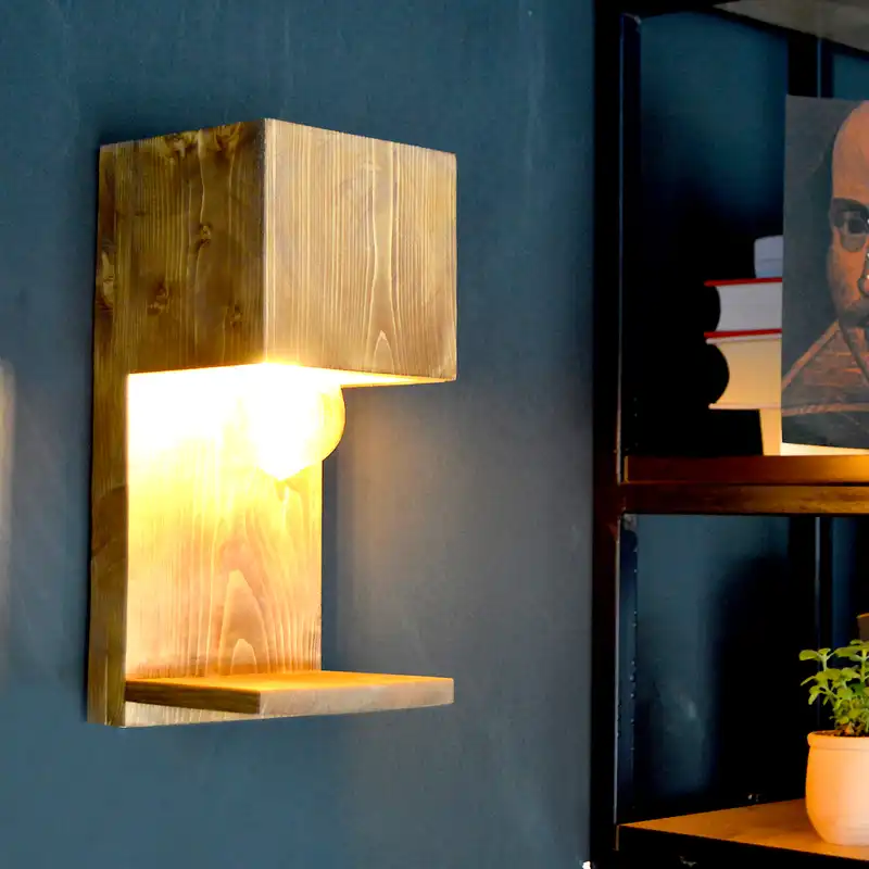 چراغ  دیواری مدل ماهور