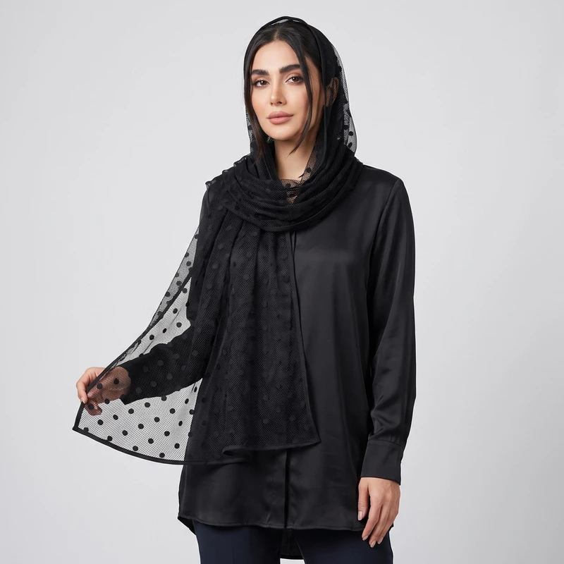 شال زنانه مدل توری خالخالی توپ توپی تابستانی