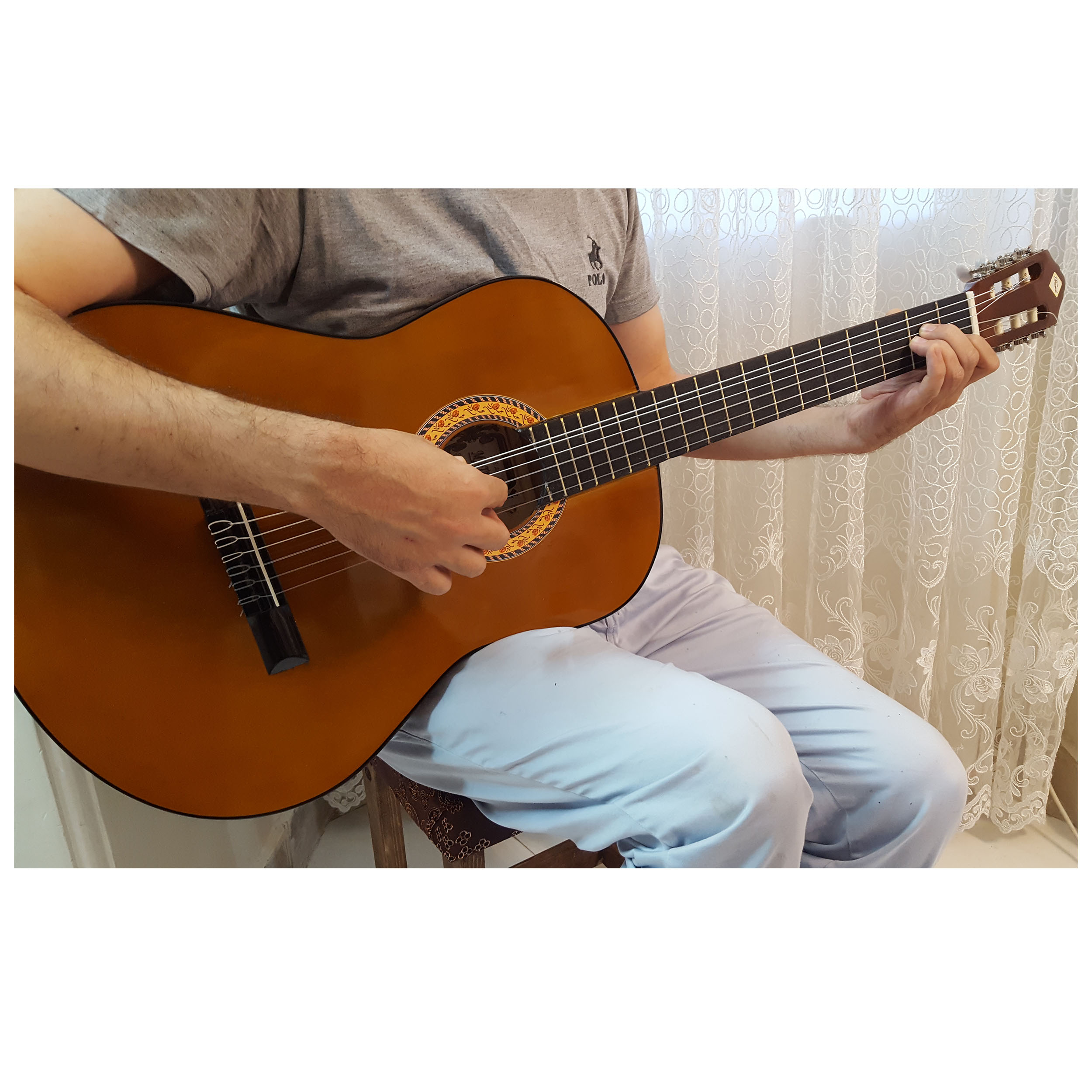 گیتار آرین مدل AK 30