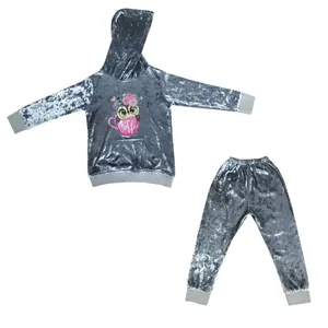 ست هودی و شلوار دخترانه مدل مخمل براق طرح جغد