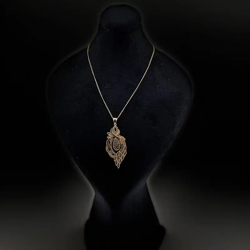 گردنبند طلا 18 عیار زنانه رستا گالری مدل پر طاووس