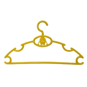 آویز لباس کودک مدل مینیون مجموعه 6 عددی 