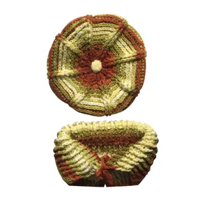 ست کلاه و شال گردن بافتنی بچگانه مدل هرمان رنگ آجری