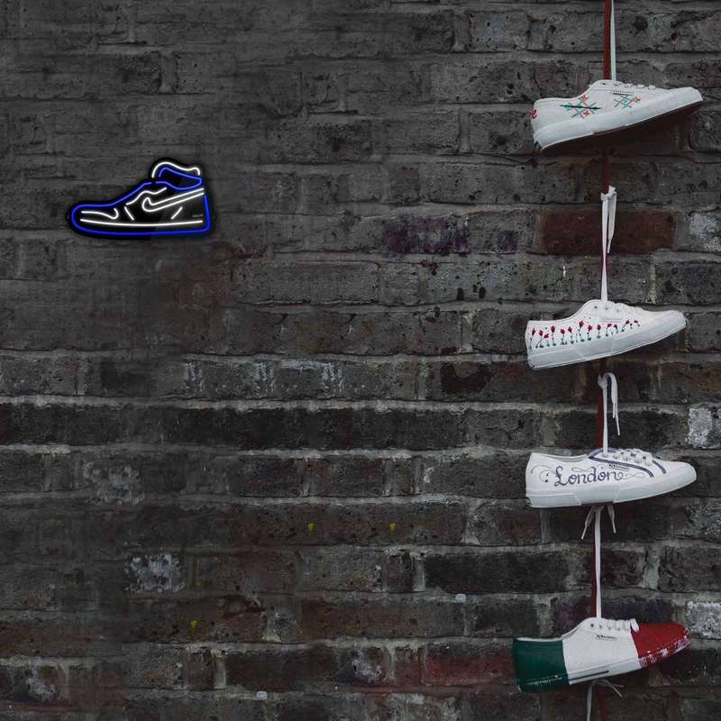 چراغ دیواری نئون دیزاین مدل Shoes-BL_BL