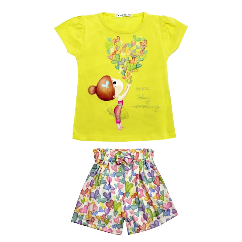 ست تی شرت آستین کوتاه و شلوارک دخترانه مدل دخترک و قلب