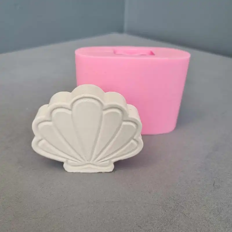 قالب شمع مدل صدف کلاسيک کد 06