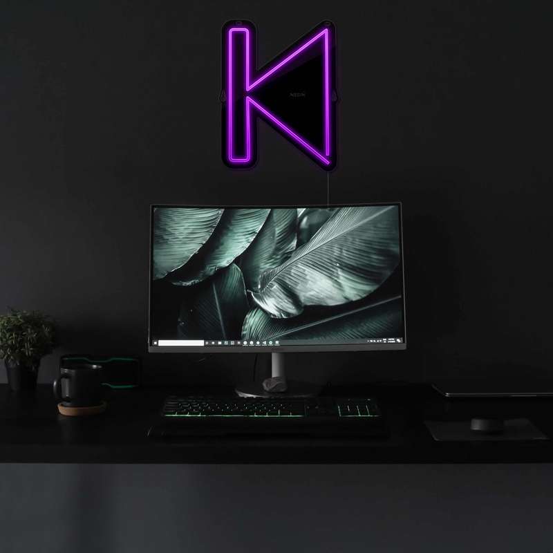 چراغ دیواری نئون دیزاین مدل Perviues-BL_PR