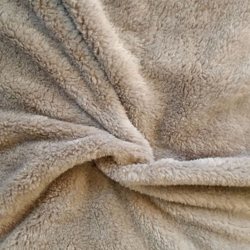 پتو مسافرتی مدل micro سایز 180x220 سانتی متر
