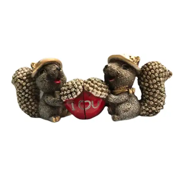 مجسمه دنیا دکوری سرمد مدل سنجاب عاشق مجموعه 2 عددی