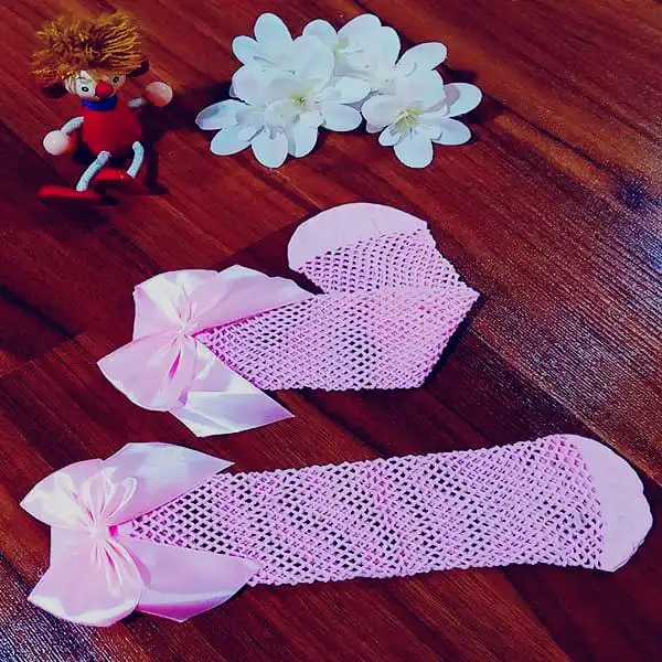 جوراب ساق بلند دخترانه مدل زنبوری پاپیون دار