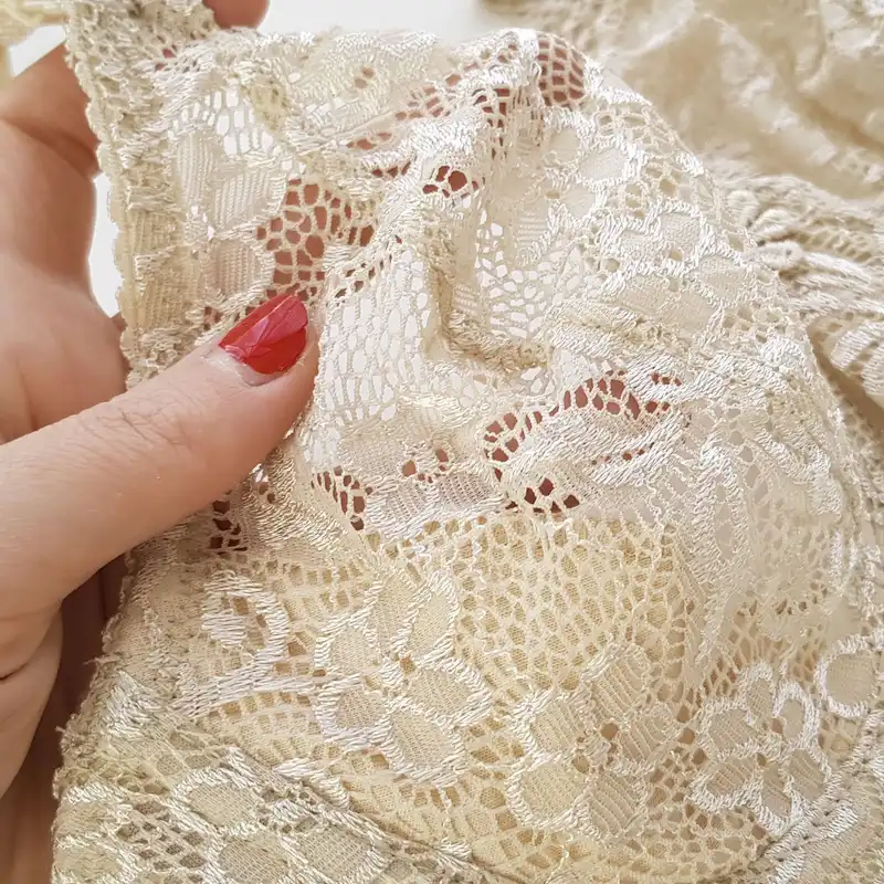 سوتین زنانه پانیذ مدل فنردار کد 66336 رنگ کرم