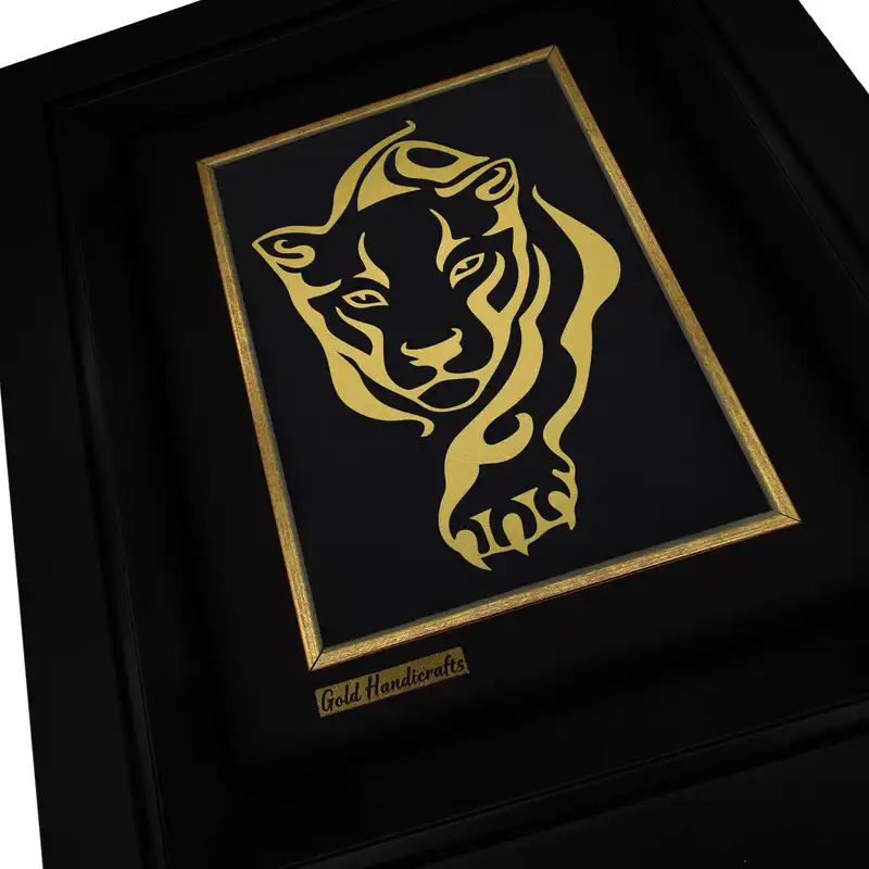 تابلو طلا کوب زرکات طرح پلنگ مدل f167
