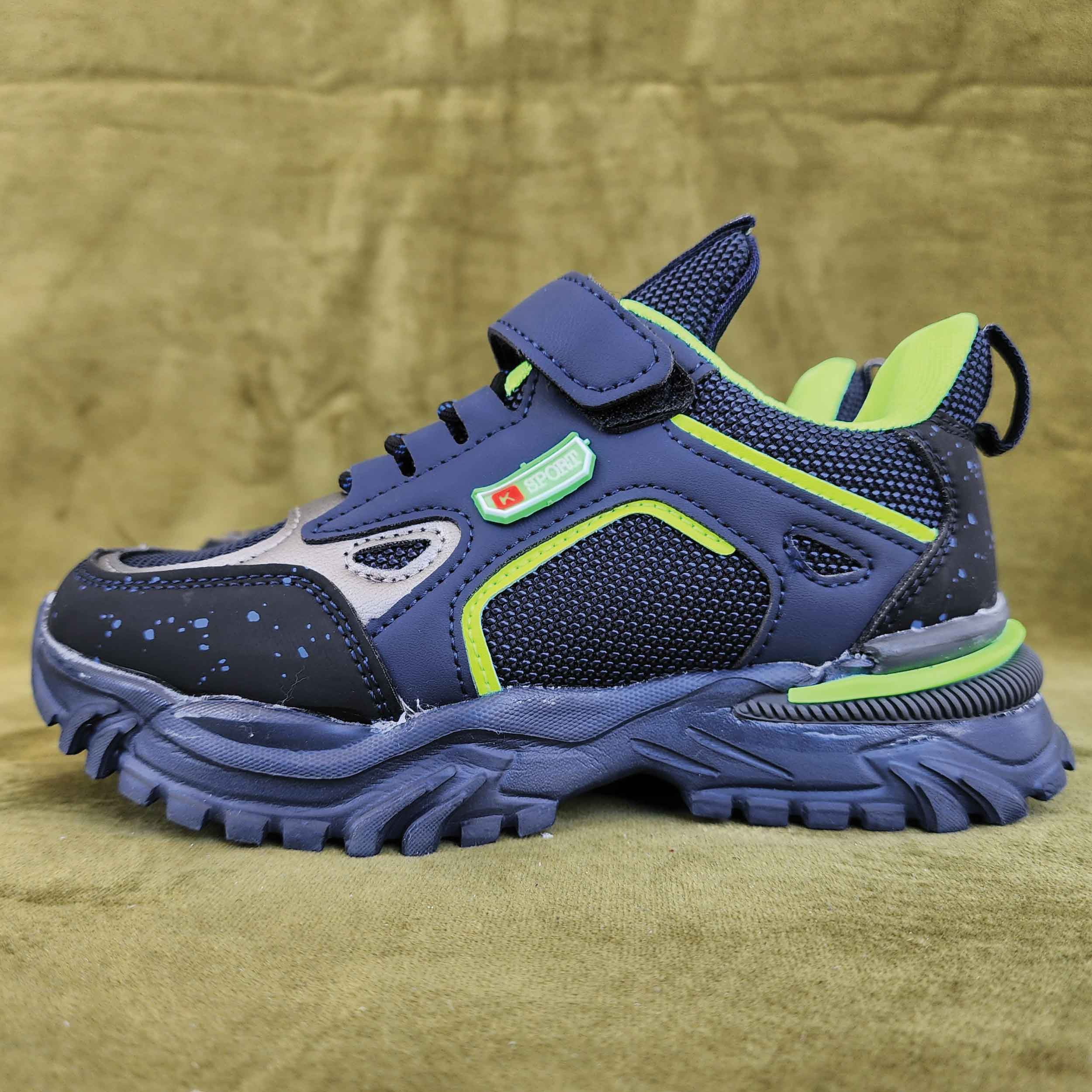 کفش مخصوص پیاده روی مدل LuckyQ-BanQ-GreeQ-105005