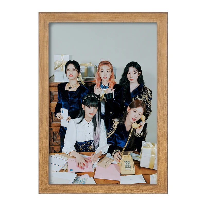 تابلو خندالو مدل گروه جی آیدل GIdle  کد 19587