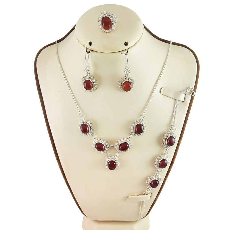 سرویس نقره زنانه مدل عقیق سرخ کد NG2657