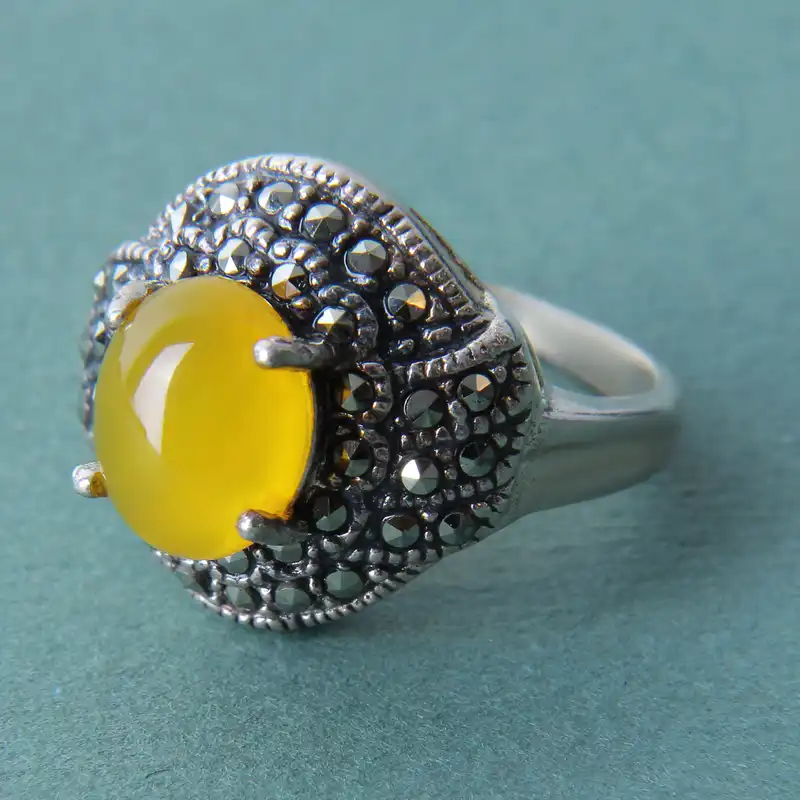 انگشتر نقره زنانه بازرگانی میلادی مدل سنگ عقیق شرف الشمس نگین مارکازیت بدون ریزش کد AW_306